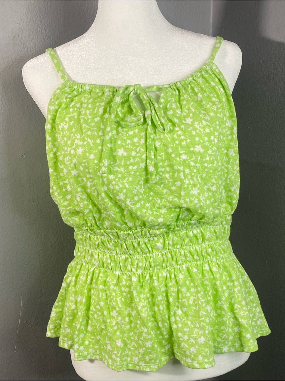 NWT- Old Navy- Lime Green Floral Tie-Neck Peplum Cami Top